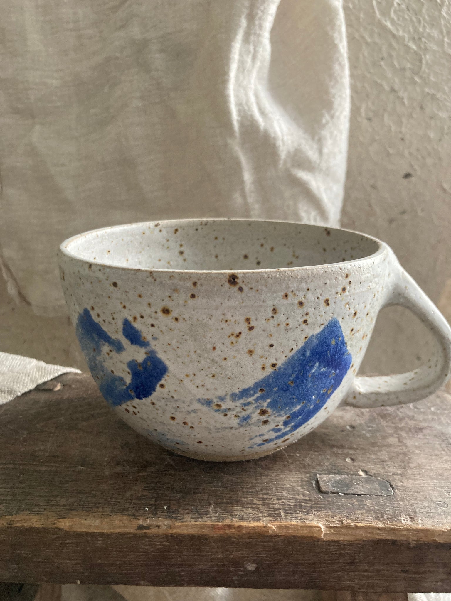 Mug - White and blue swoosh