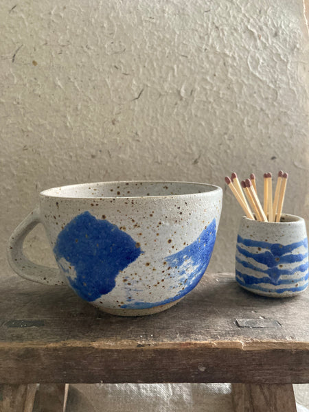 Mug - White and blue swoosh
