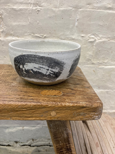 Medium bowl - charcoal swoosh