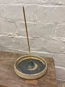 Incense holder - cream with turquoise swoosh