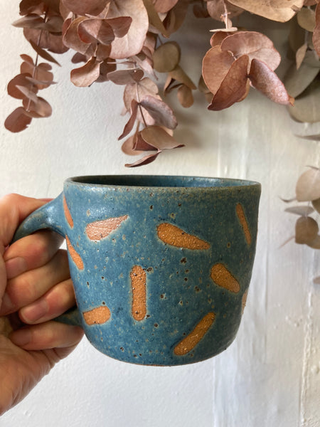 Mug - teal with pattern