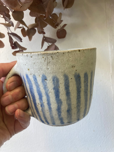 Large mug - blue stripes
