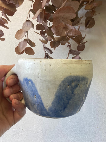 Large mug - big blue stripes