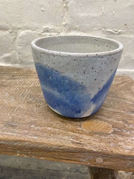 Large mug - blue curves