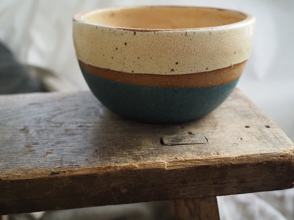 Medium bowl -Shore