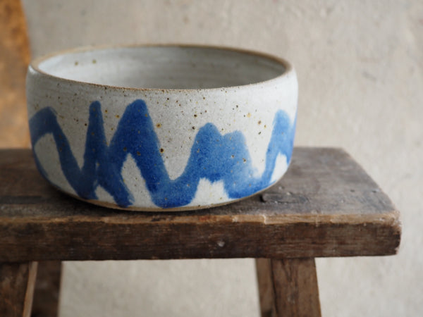 Large bowl - blue wiggle