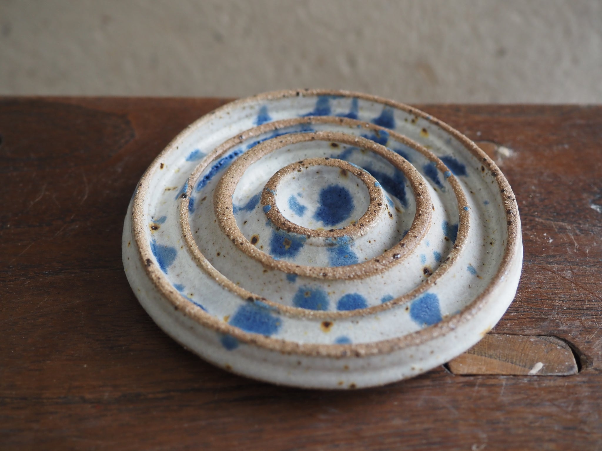 Soap dish - white and blue